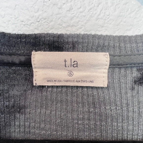 Anthropologie - T.La Jill Babydoll Top - Picture 4 of 4